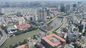 Khám Phá Saigon Skydeck: Giá Vé và Những Trải Nghiệm Không Thể Bỏ Qua